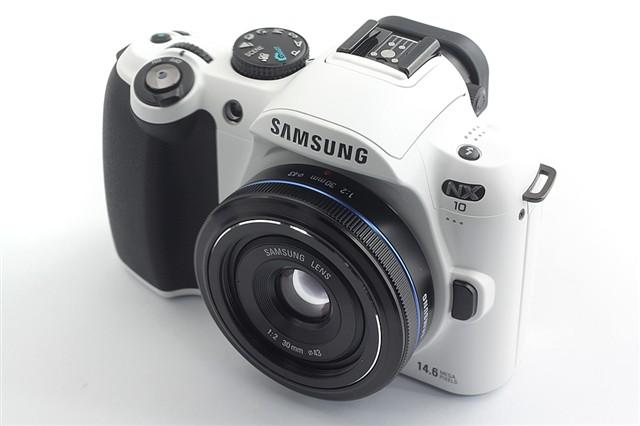 三星nx10(白色限量版)数码相机产品图片38(73/363)
